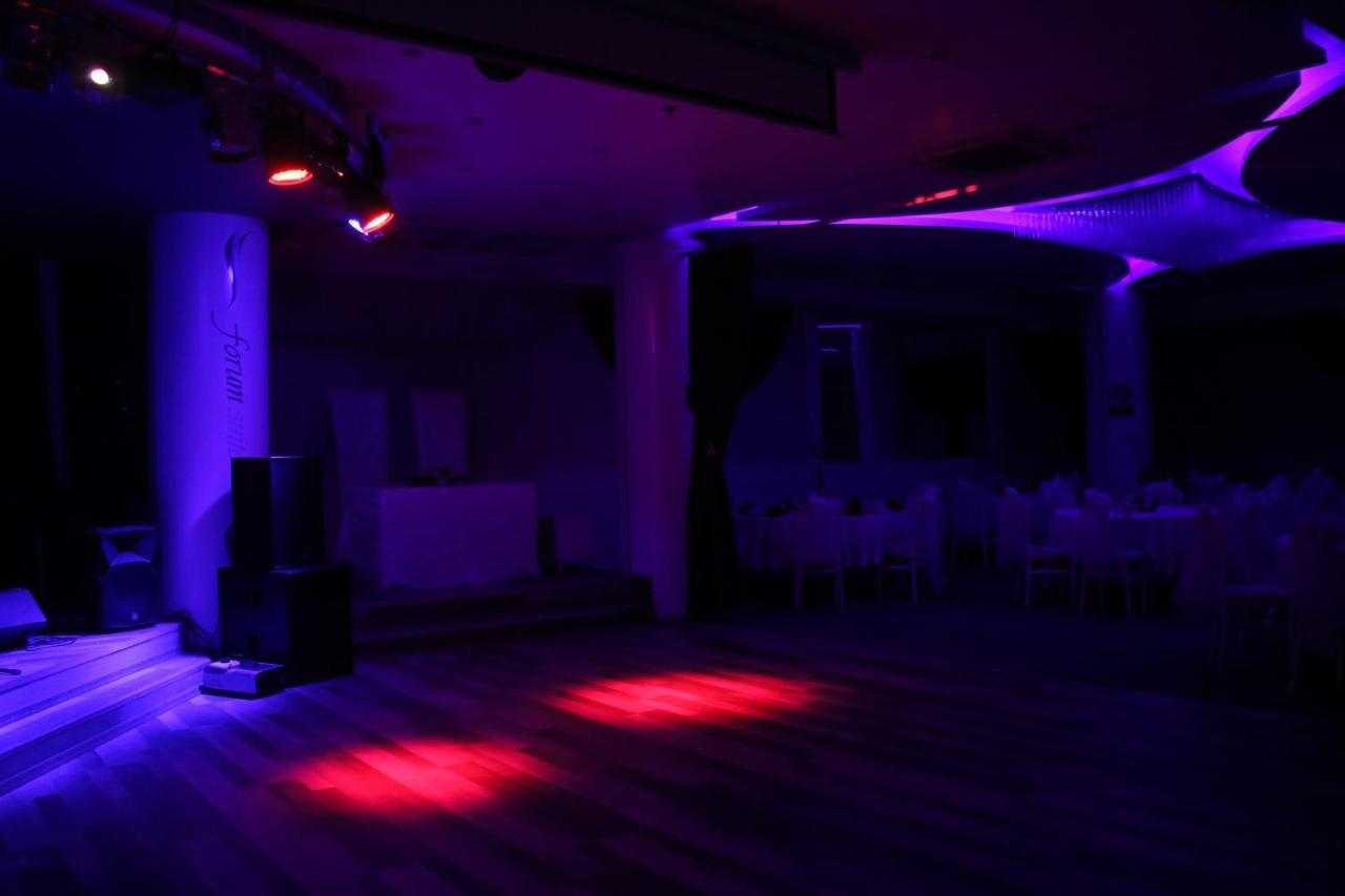 Forum Suite Otel Мерсин Экстерьер фото