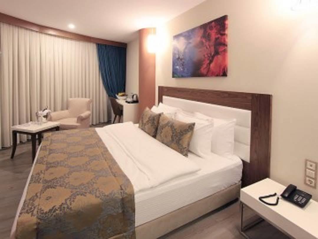 Forum Suite Otel Мерсин Экстерьер фото