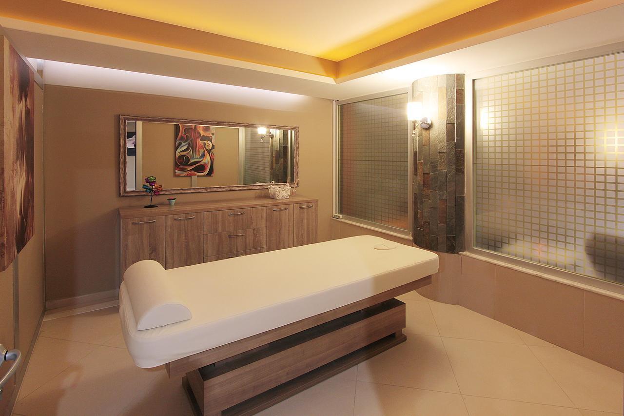 Forum Suite Otel Мерсин Экстерьер фото
