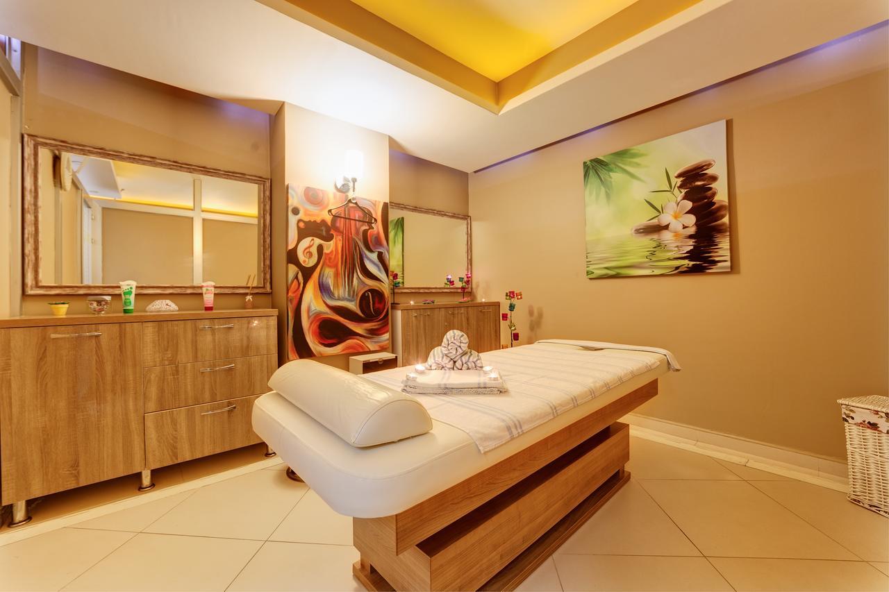 Forum Suite Otel Мерсин Экстерьер фото